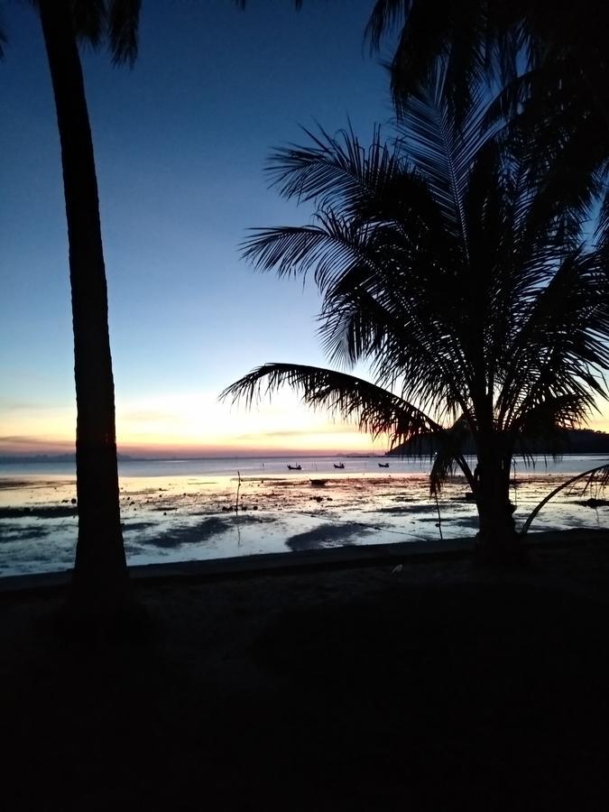 Beach House Taling Ngam  ภายนอก รูปภาพ